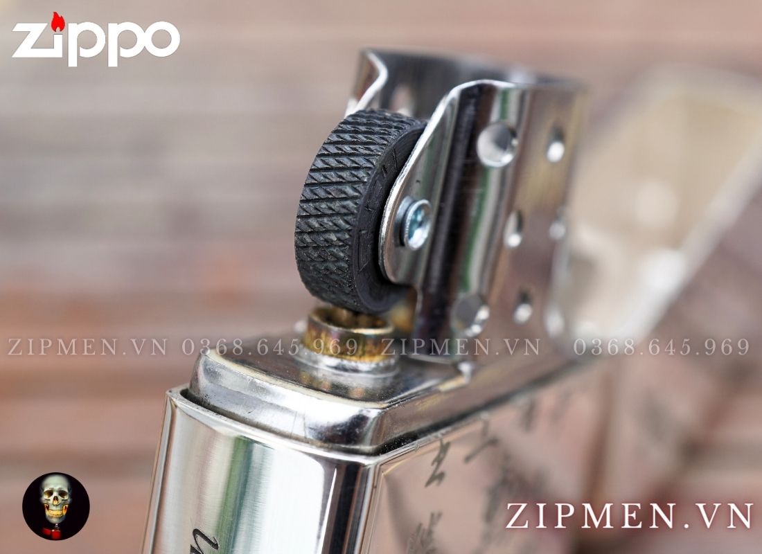 Zippo armor bạc khối mã đáo thành công