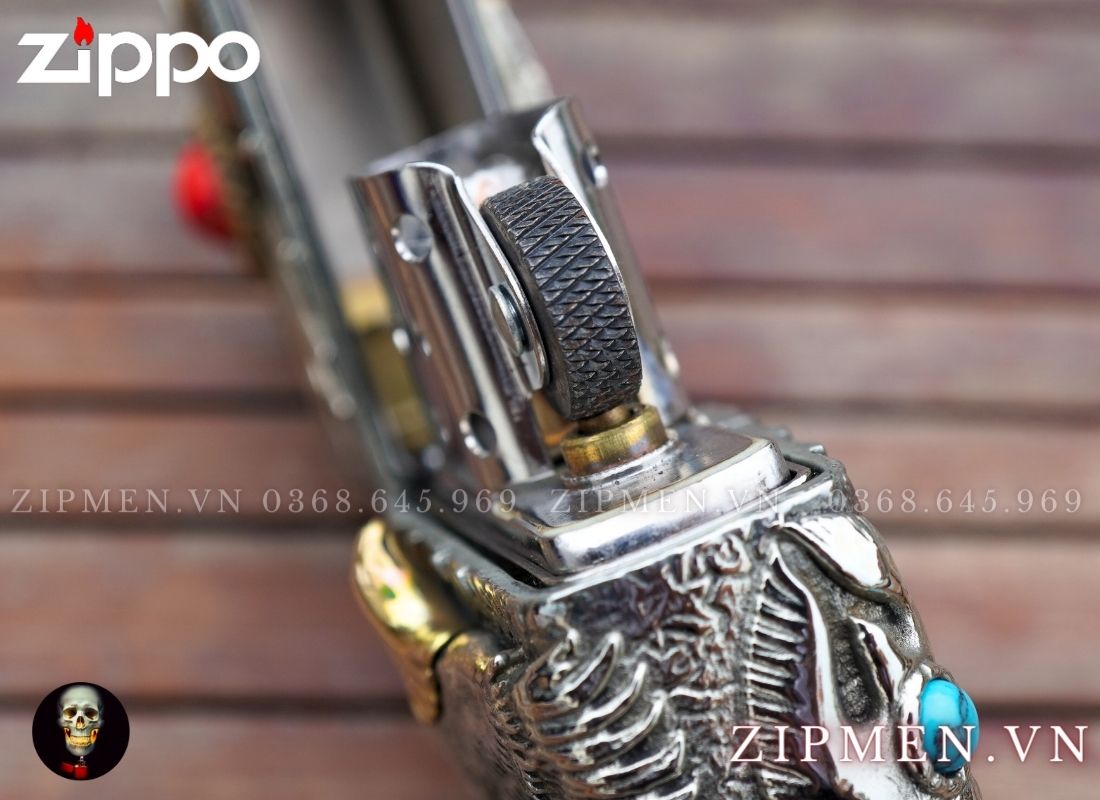 zippo xuất nhật mạ bạc đính ngọc lam