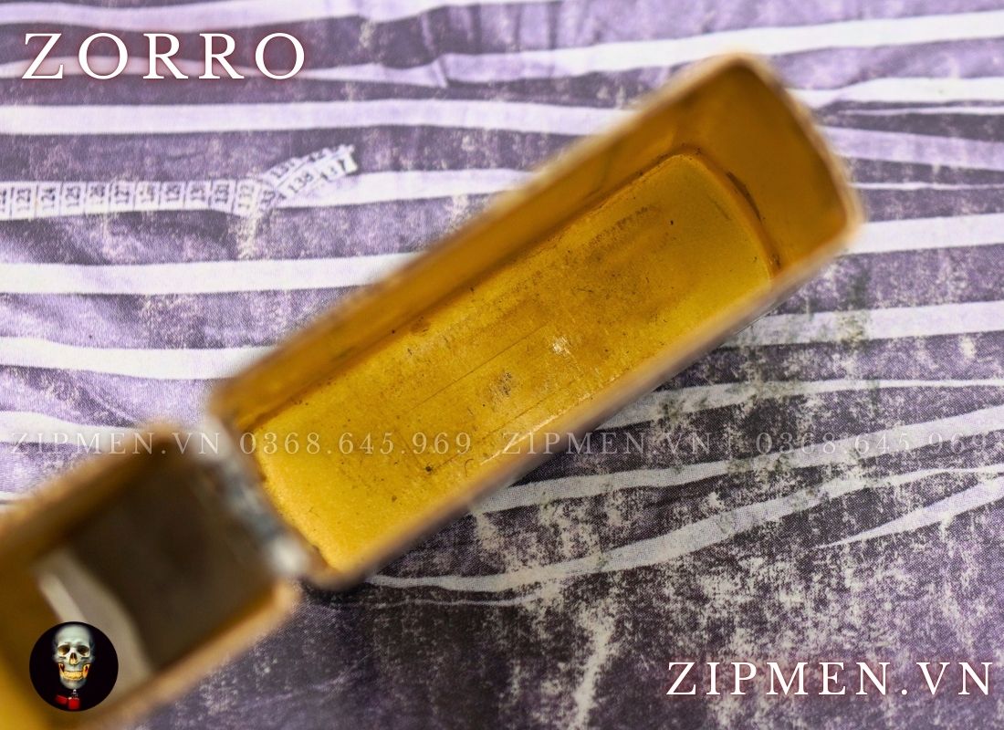 Bật lửa zorro chính hãng hình rồng vàng cuộn ngọc