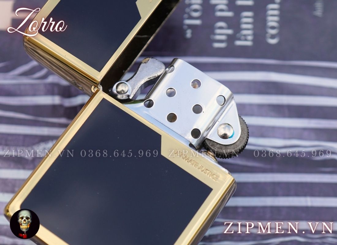 bật lửa zorro hai mộc đáy khảm than