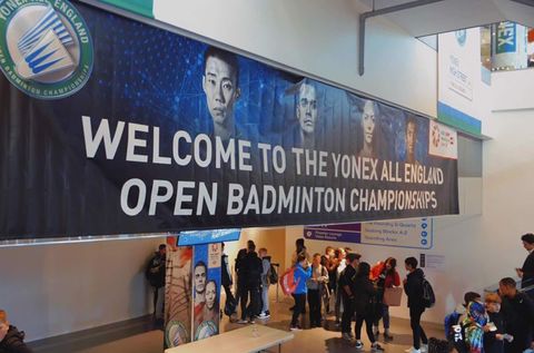 Liên đoàn cầu lông thế giới đang 