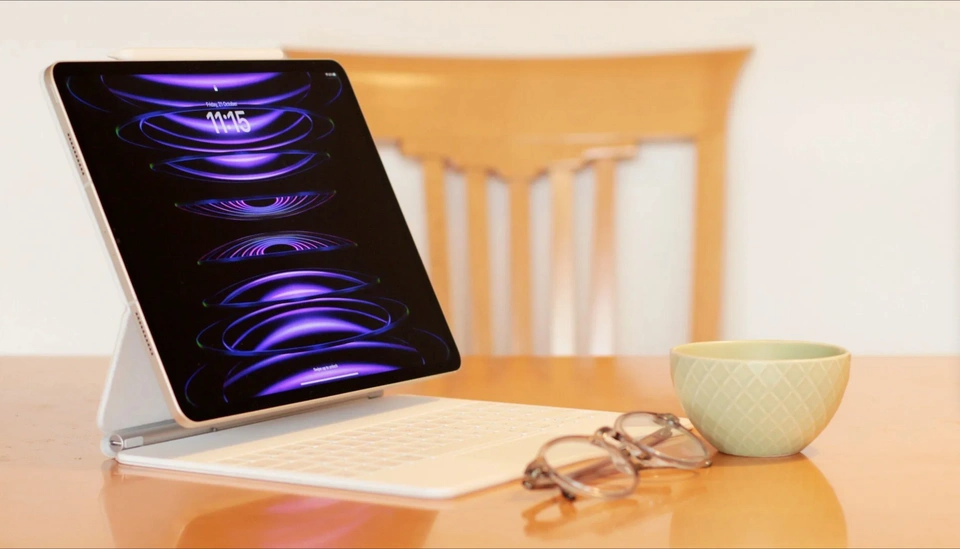 Apple đang phát triển chiếc iPad lớn như MacBook