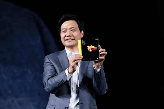 CEO Xiaomi: 'iPhone là chuẩn mực'