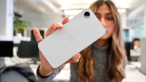 Vừa lên kệ, iPhone 16e đã gặp sự cố đáng lo ngại
