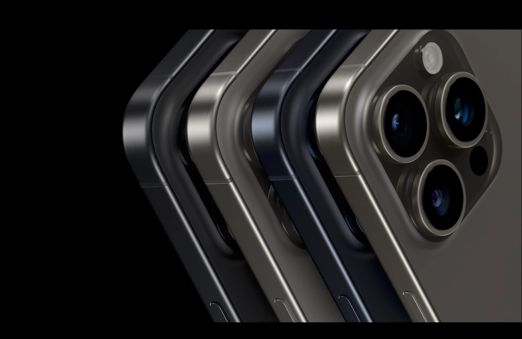 Có nên mua iPhone 15 Pro Max thời điểm này?