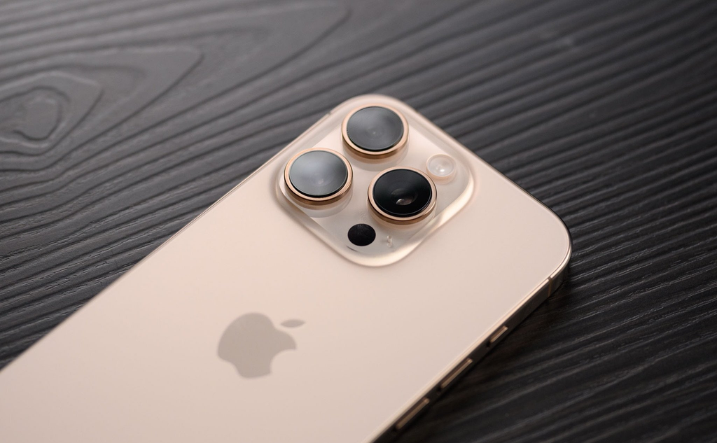 Samsung có thể là nhà cung cấp cảm biến camera cho iPhone 18