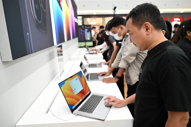 Apple tăng sản lượng iPhone, MacBook tại Ấn Độ và Việt Nam