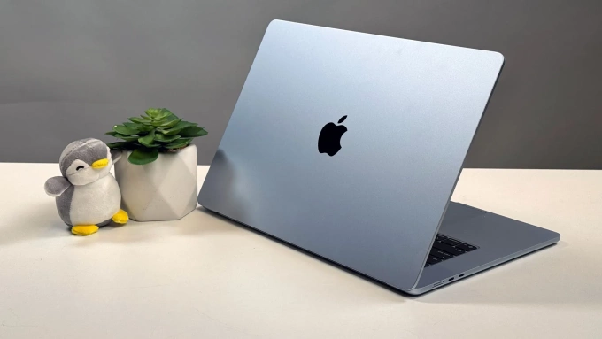 Apple có thể ra MacBook giá rẻ dùng chip iPhone