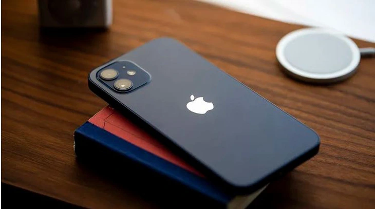 Apple cập nhật phiên bản mới cho iPhone 12 tại Pháp