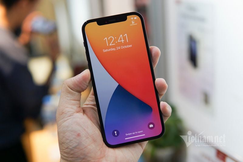 A14 Bionic trên iPhone 12 vượt Snapdragon 865 Plus trên Galaxy Z Fold 2 trong điểm số Geekbench 5