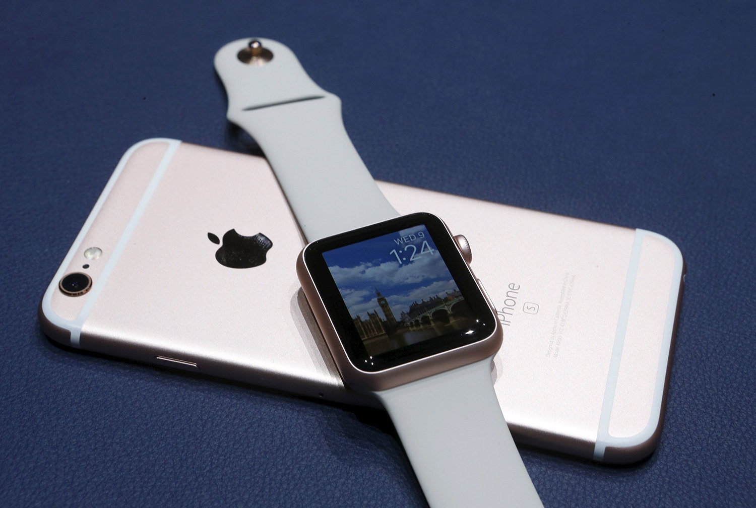 mở khóa iphone bằng apple watch