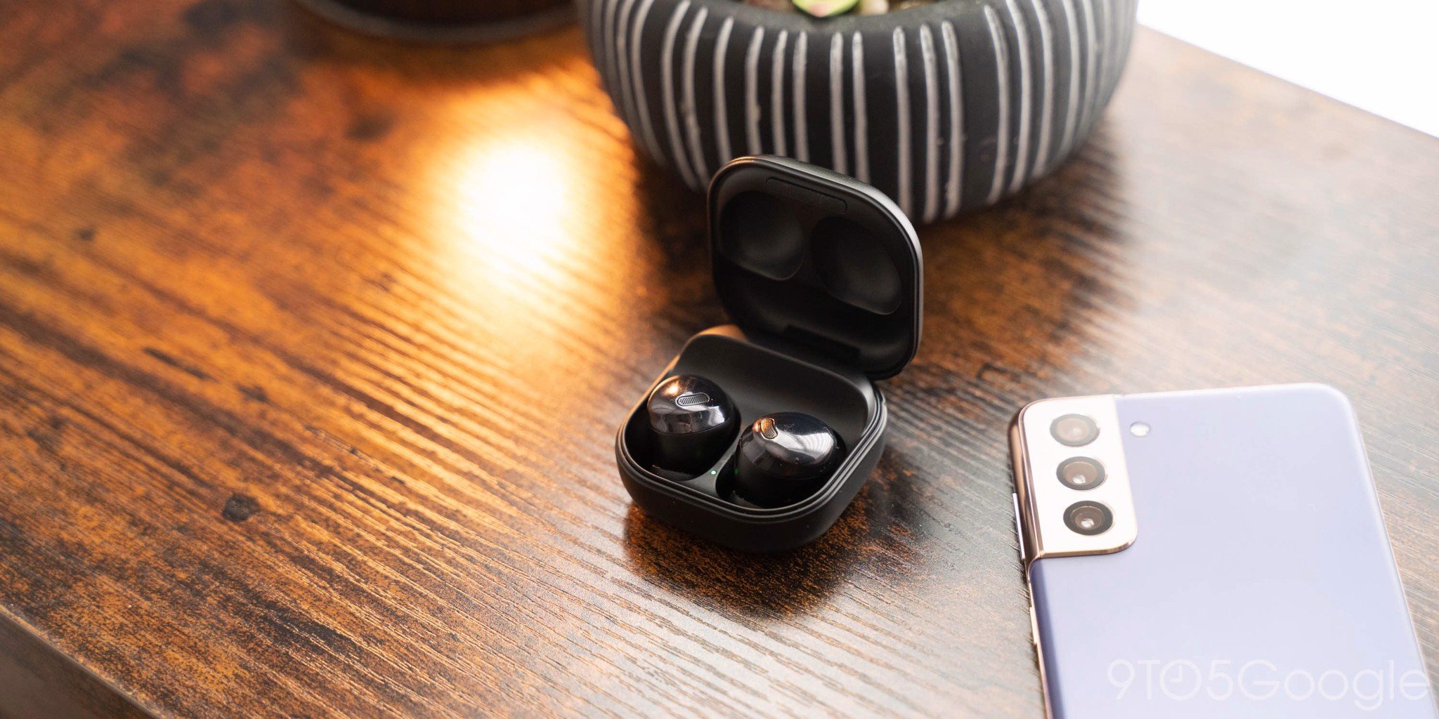 galaxy buds pro vs airpods pro