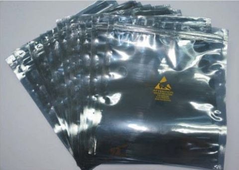 Nguyễn Hoàng đang sản xuất và đưa ra thị trường các loại túi chống tĩnh điện đạt những yêu cầu cao nhất của khách hàng