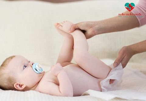 Trẻ sơ sinh uống canxi loại nào dễ hấp thụ không gây táo bón cho bé