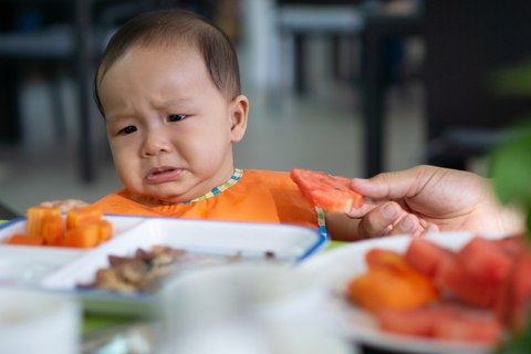 Cùng chuyên gia giải đáp thắc mắc về trẻ 6 tháng tuổi biếng ăn