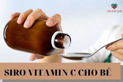 Bổ sung siro vitamin C cho bé biếng ăn, sức đề kháng kém