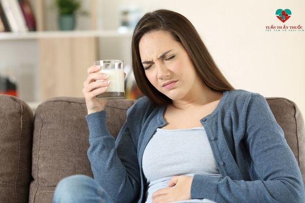 Biểu hiện bất dung nạp lactose là gì?