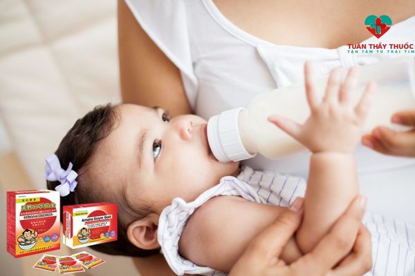 Cách chữa bất dung nạp lactose ở trẻ sơ sinh: Uống Amano Enzym Gold