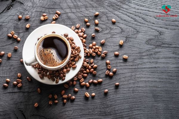 Caffein kích thích ruột co bóp gây tiêu chảy