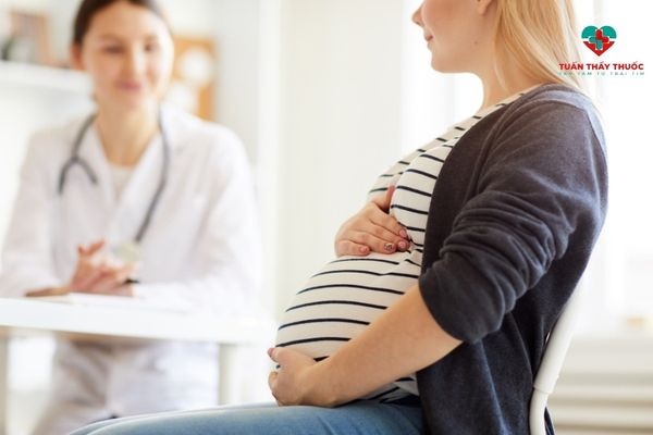 Mẹ bầu không tăng cân có sao không: Nên đi khám định kỳ
