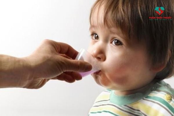 Trẻ biếng ăn nên bổ sung enzym tiêu hóa cho trẻ