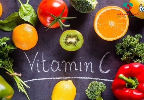 Những thực phẩm nên và không nên bổ sung cùng với vitamin C