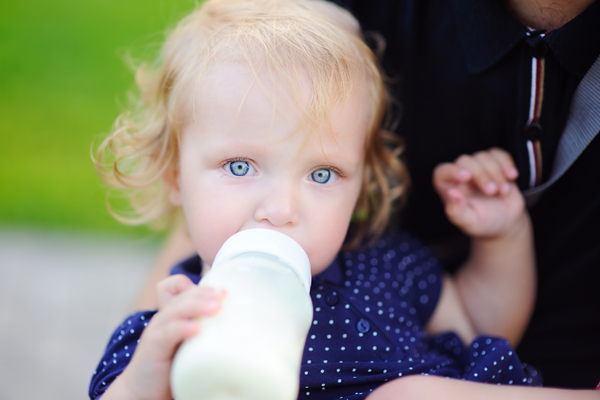 sữa cho trẻ biếng ăn chậm tăng cân