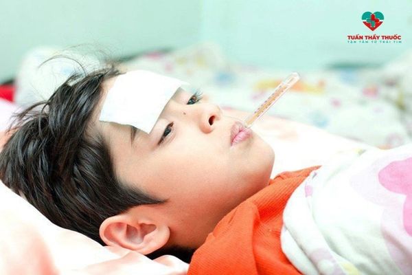 Nôn sốt ở trẻ có thể do những bệnh nào?