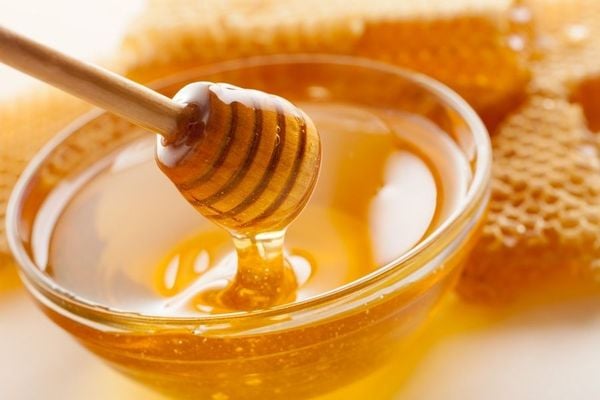 thực phẩm giàu enzyme tiêu hóa mật ong