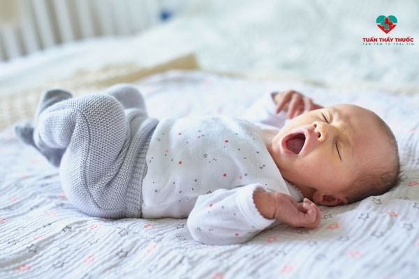 Trẻ sơ sinh ngủ giúp tăng cân tăng chiều cao