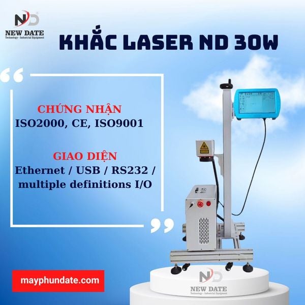 Máy khắc laser CO2