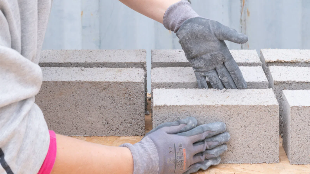 Từ viên gạch nhỏ - định hướng lớn cho tương lai ngành xây dựng