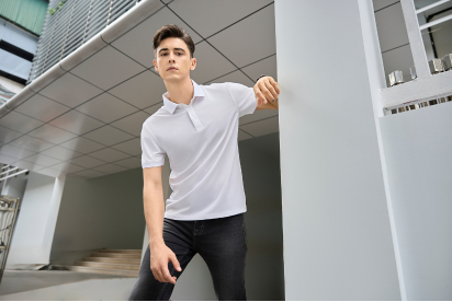 Mix&Match: Kết Hợp Áo Polo Với Quần Jeans Để Tạo Nên Phong Cách Mang Dấu Ấn Cá Nhân