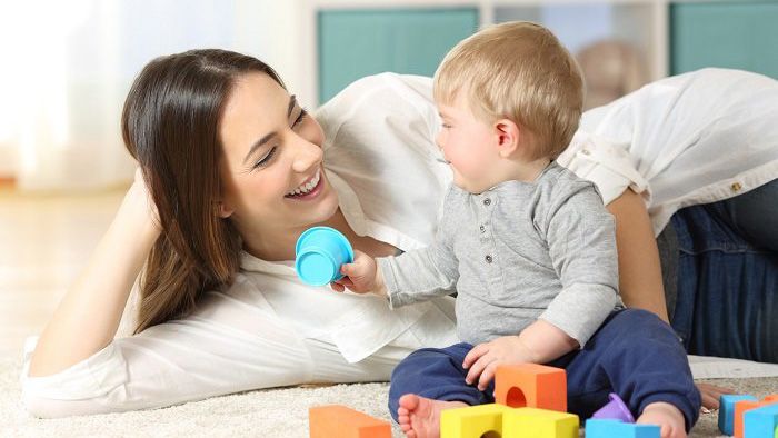 NHỮNG TRÒ CHƠI VỚI BÉ TẠI NHÀ MÙA DỊCH: 0-3M