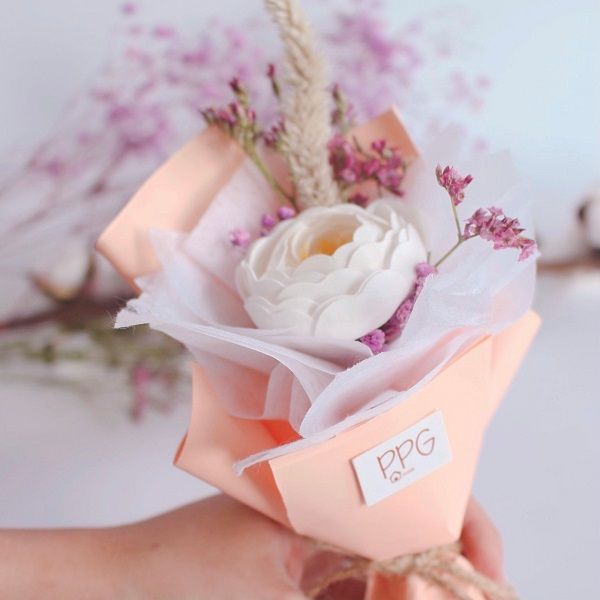 NHỮNG MÓN QUÀ KHÔNG NÊN TẶNG CHO SẾP, ĐỒNG NGHIỆP