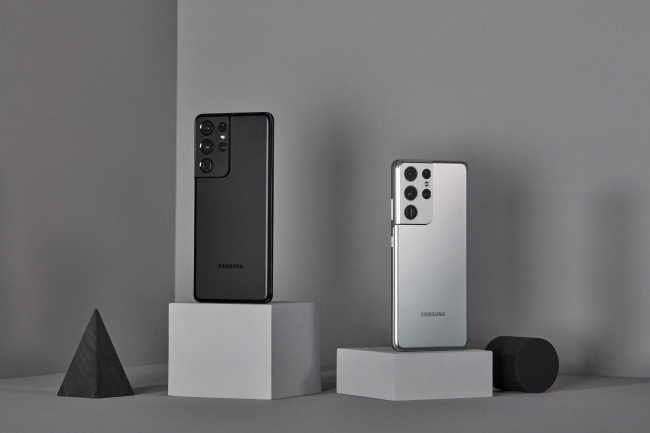 Samsung ra mắt Galaxy S21 Ultra 5G: Hiệu năng mạnh mẽ, dùng được bút S Pen giá 31 triệu