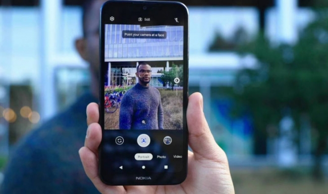 Chọn mua smartphone chụp ảnh đẹp phải nhớ 4 điều này