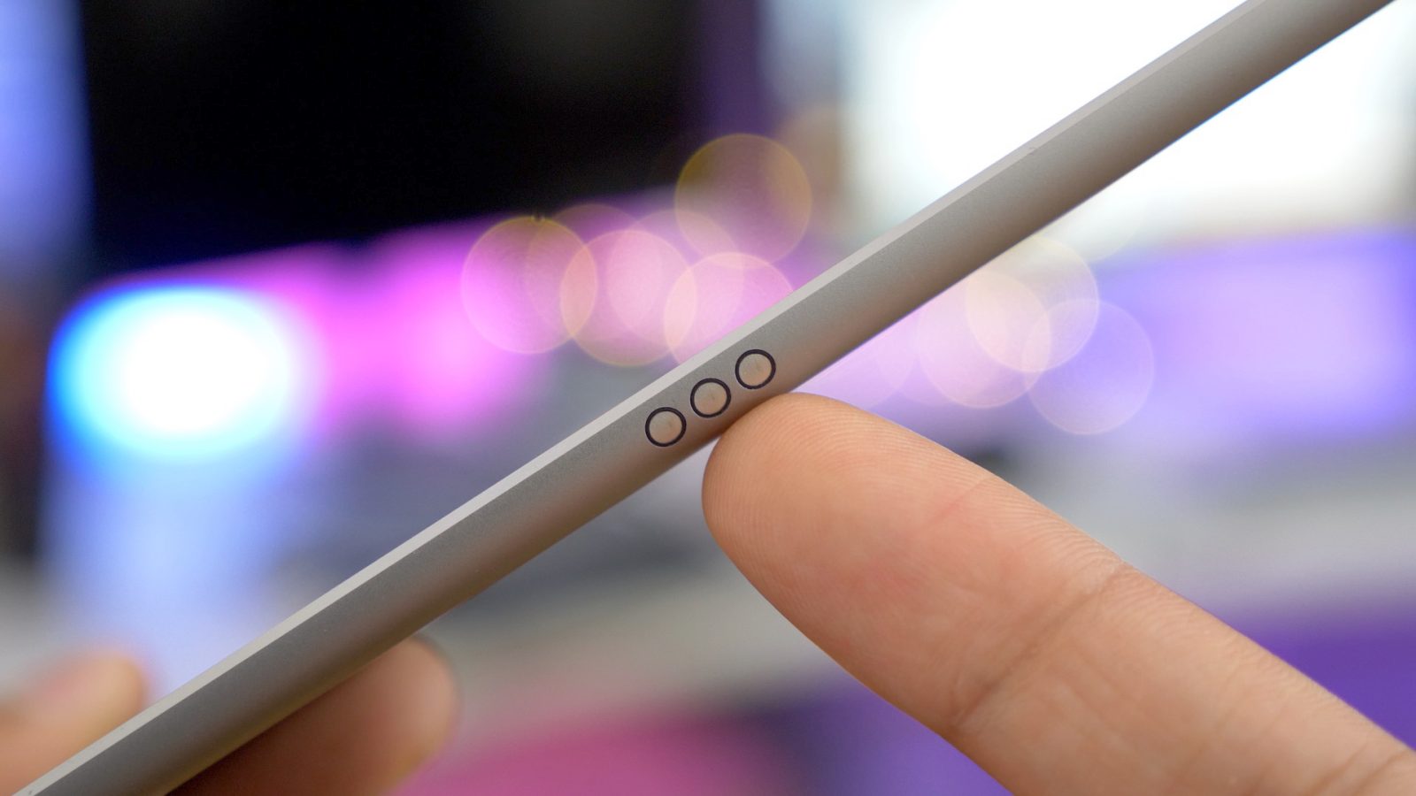 IPHONE SẼ SỚM CÓ CỔNG KẾT NỐI TỪ TÍNH SMART MAGNETIC CONNECTOR