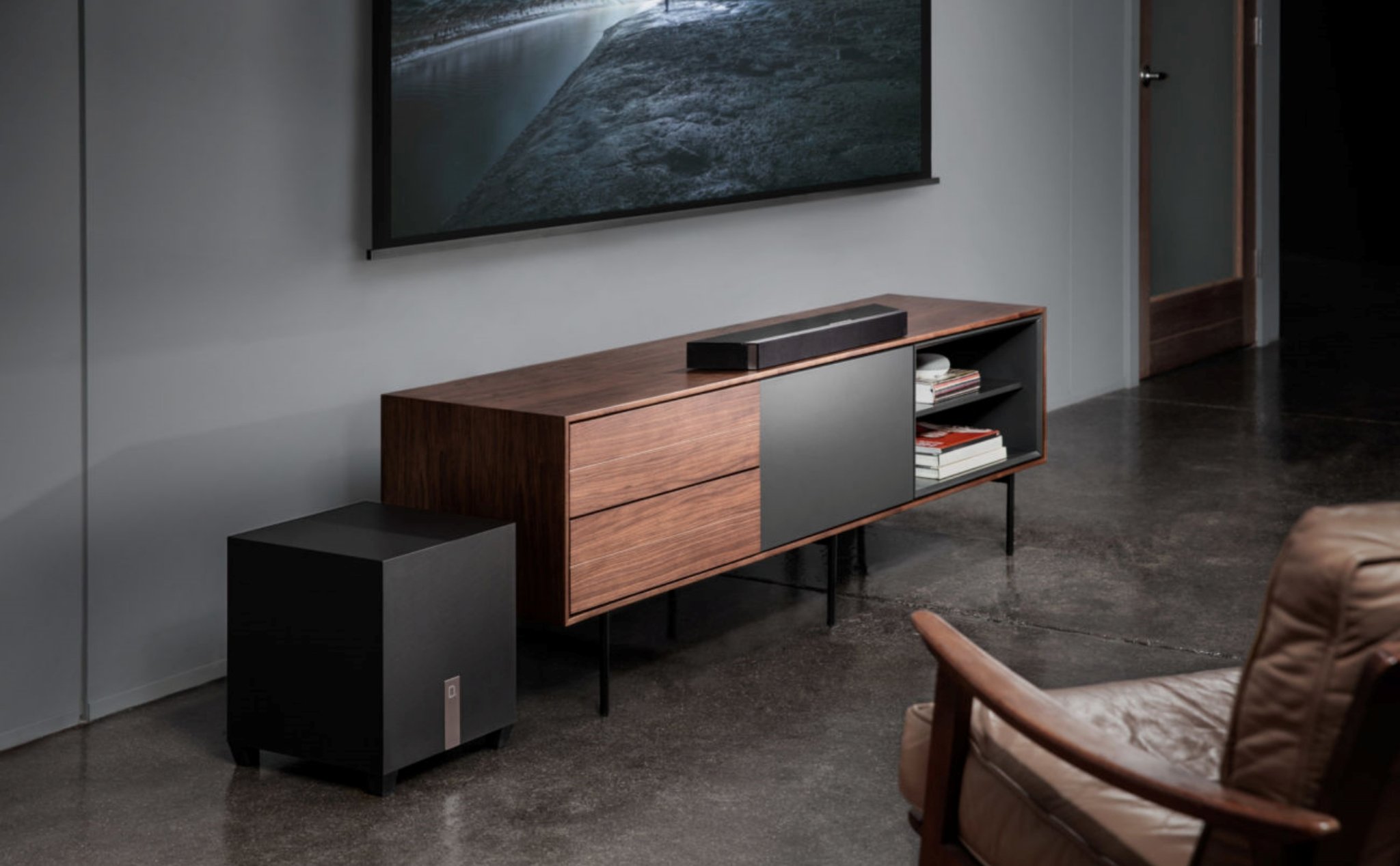 Definitive Technology Studio 3D Mini Sound Bar: Mẫu soundbar nhỏ gọn nhất hỗ trợ Dolby Atmos, DTS:X