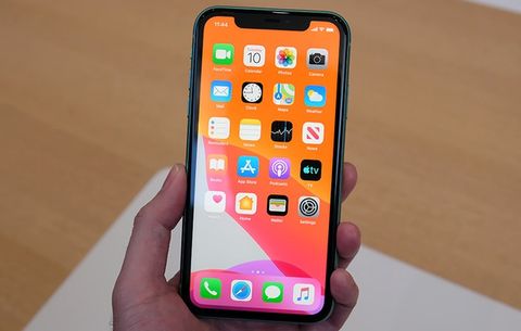 Apple thừa nhận và sẽ sửa miễn phí lỗi màn hình trên iPhone 11