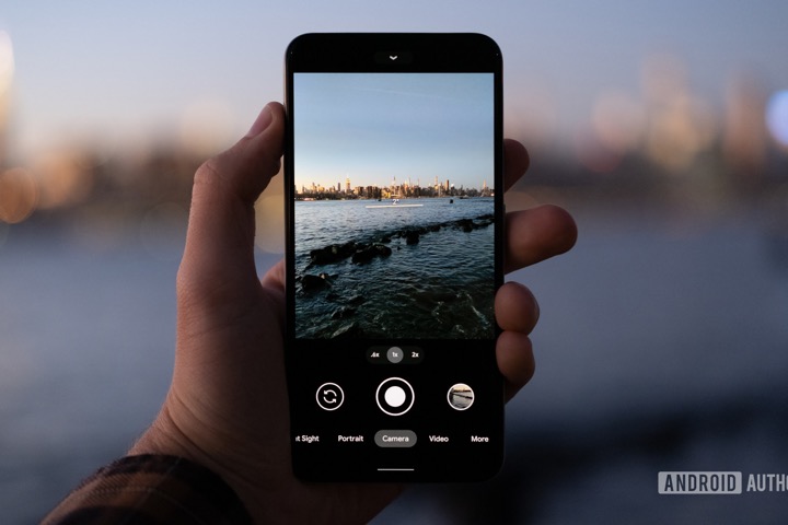 TRÔNG CHỜ GÌ Ở CAMERA SMARTPHONE TRONG NĂM 2021?