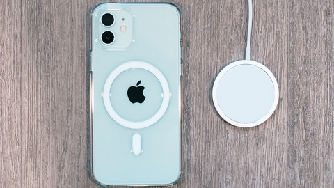 Apple sẽ mang cổng MagSafe lên iPhone?