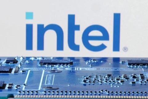 Intel sẽ chi 100 tỉ USD vì ngôi vương ngành bán dẫn