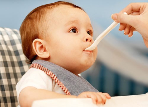 Các chế phẩm từ sữa trong chế độ ăn uống của trẻ
