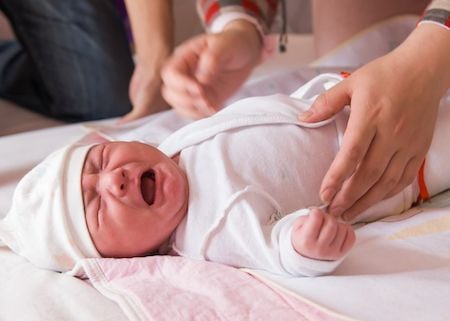 Cách hiểu tiếng khóc của con