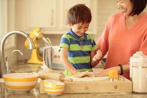 Kĩ năng tự chăm sóc bản thân cần thiết như thế nào với trẻ?