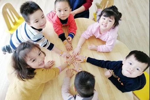 Sự cần thiết khi trẻ có bạn bè cùng trang lứa