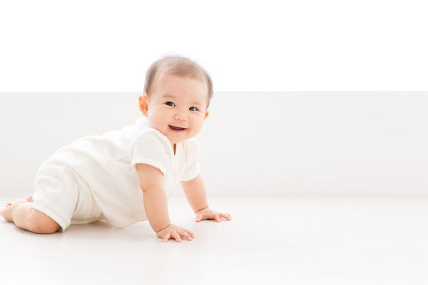 Chỉ tiêu phát triển của trẻ giai đoạn từ 7 - 9 tháng tuổi