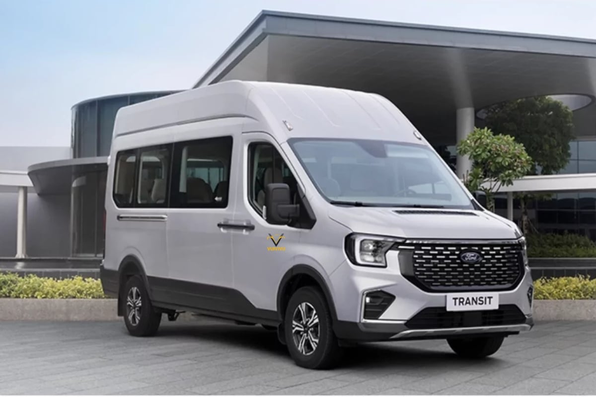 Ford Transit 18 chỗ