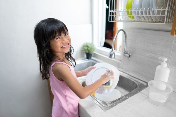 nước rửa chén cho trẻ